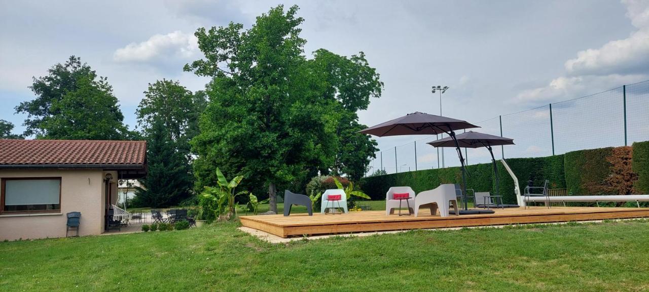 Etesia Hotel Feurs Luaran gambar